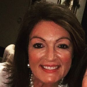 Meet your Posher, Sallye